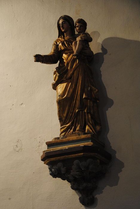 statue : Vierge à l'Enfant