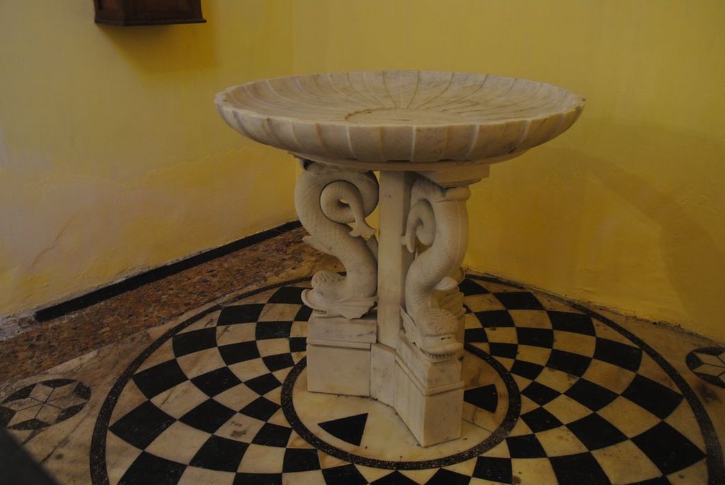 fonts baptismaux