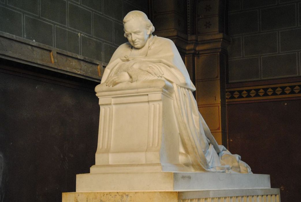 monument funéraire : Mgr Bonnet