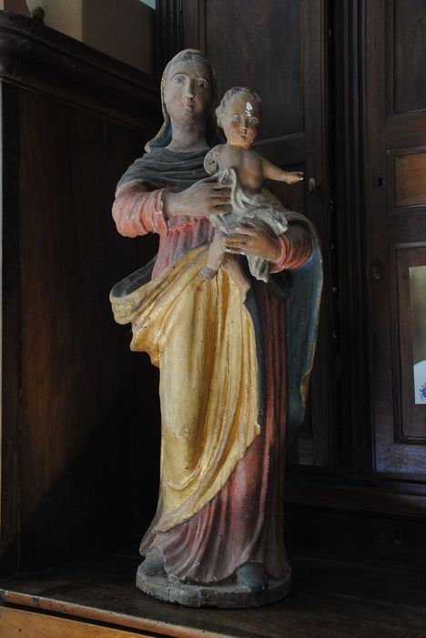 statue : Vierge à l'Enfant