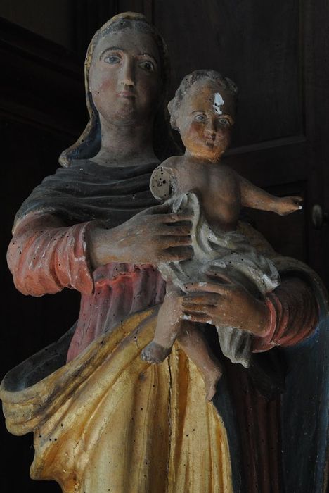 statue : Vierge à l'Enfant, vue partielle