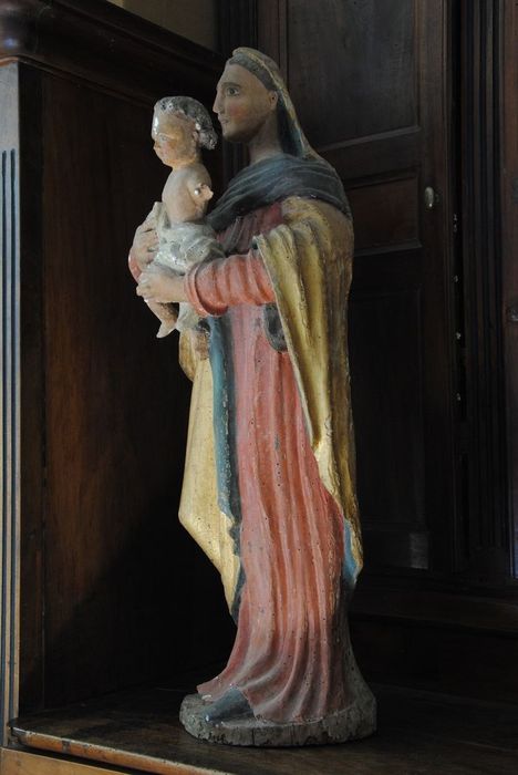 statue : Vierge à l'Enfant