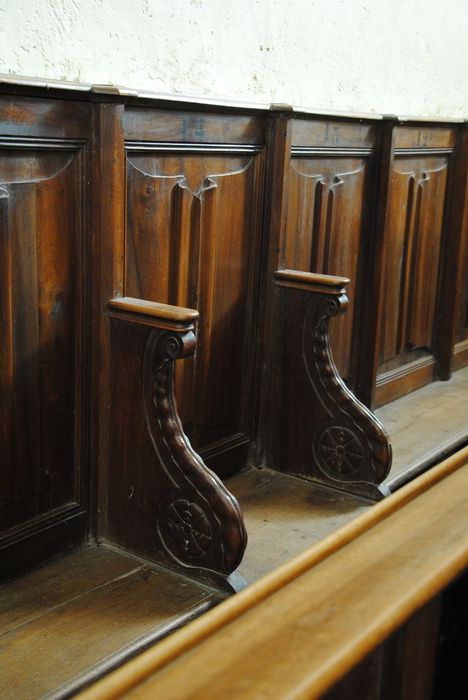 lambris de revêtement du choeur, stalles, détail