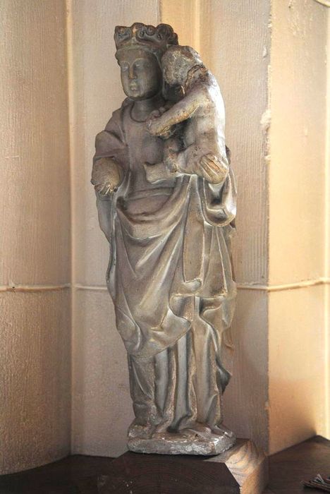 statue : Vierge à l'Enfant - © Ministère de la Culture (France), Médiathèque du patrimoine et de la photographie, Conservation des antiquités et des objets d’art de l’Ardèche – Tous droits réservés