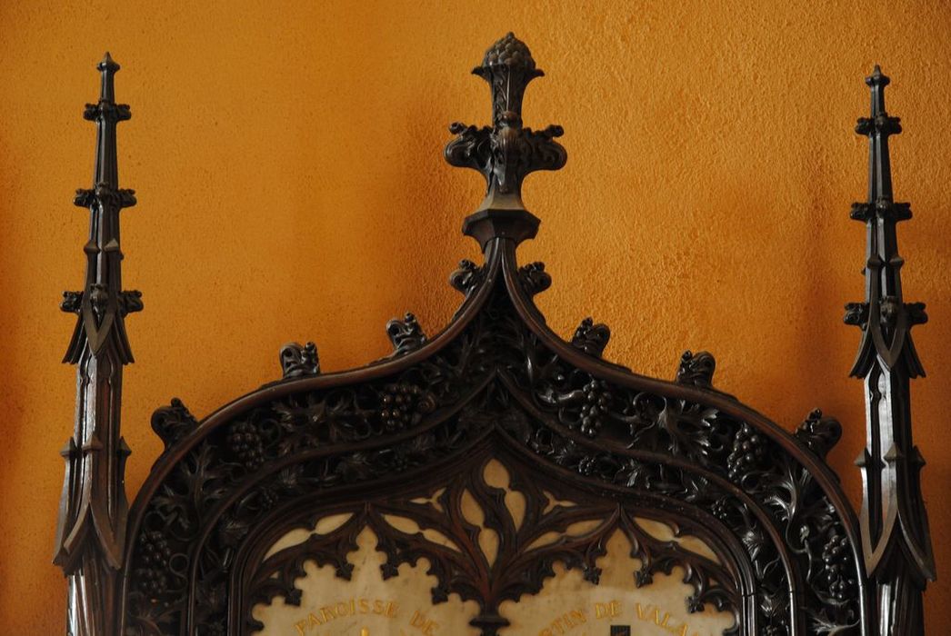cadre : encadrement du Monument aux Morts, vue partielle - © Ministère de la Culture (France), Médiathèque du patrimoine et de la photographie, Conservation des antiquités et des objets d’art de l’Ardèche – Tous droits réservés