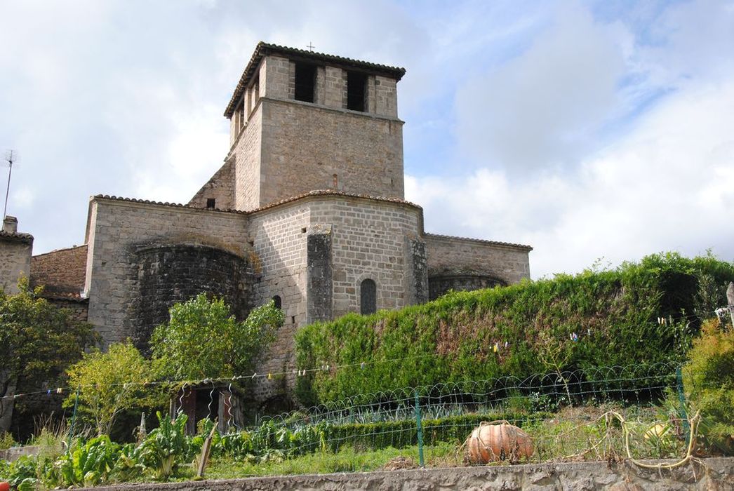 Eglise de Veyrines : Chevet, vue générale