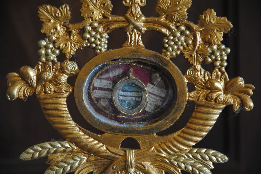 reliquaire de saint Modestin et sainte Amance, détail - © Ministère de la Culture (France), Médiathèque du patrimoine et de la photographie, Conservation des antiquités et des objets d’art de l’Ardèche – Tous droits réservés