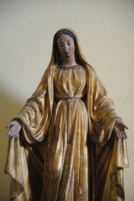 statue : Vierge (La), vue partielle - © Ministère de la Culture (France), Conservation des antiquités et des objets d’art de l’Ardèche – Tous droits réservés