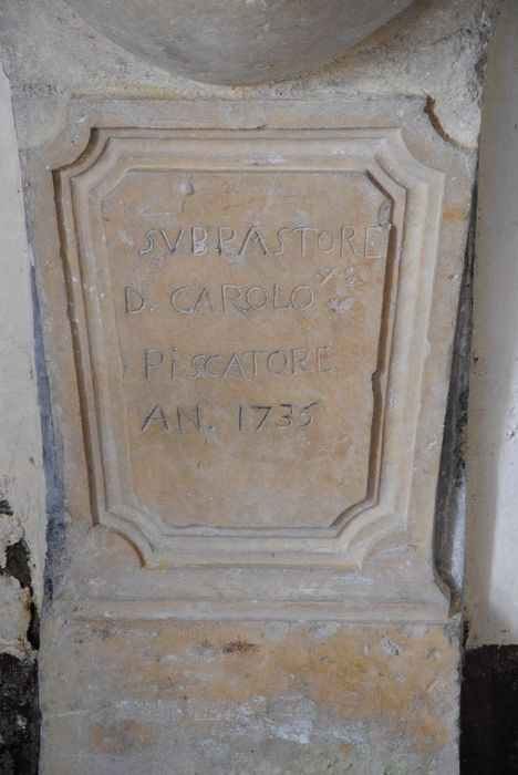 fonts baptismaux, détail - © Ministère de la Culture (France), Médiathèque du patrimoine et de la photographie, Conservation des antiquités et des objets d’art de l’Ardèche – Tous droits réservés
