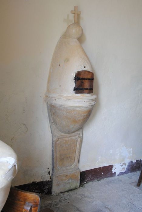 fonts baptismaux - © Ministère de la Culture (France), Médiathèque du patrimoine et de la photographie, Conservation des antiquités et des objets d’art de l’Ardèche – Tous droits réservés