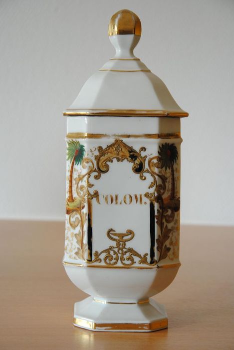 pot à pharmacie : Colom :