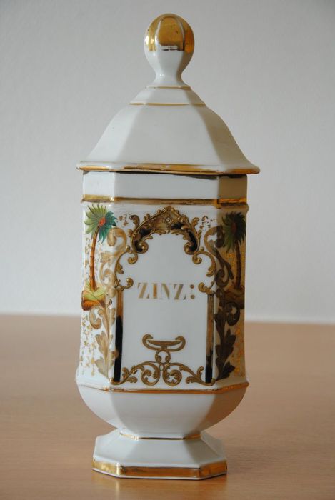 pot à pharmacie : Zinz :