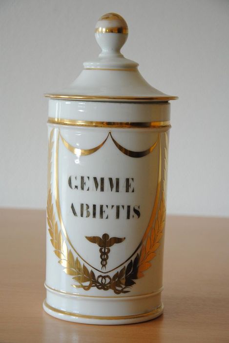 pot à pharmacie : Gemme abietis