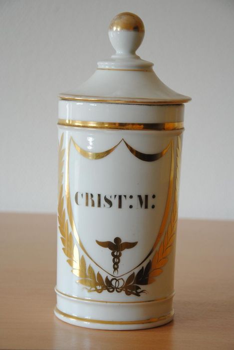 pot à pharmacie :  Christ:m: