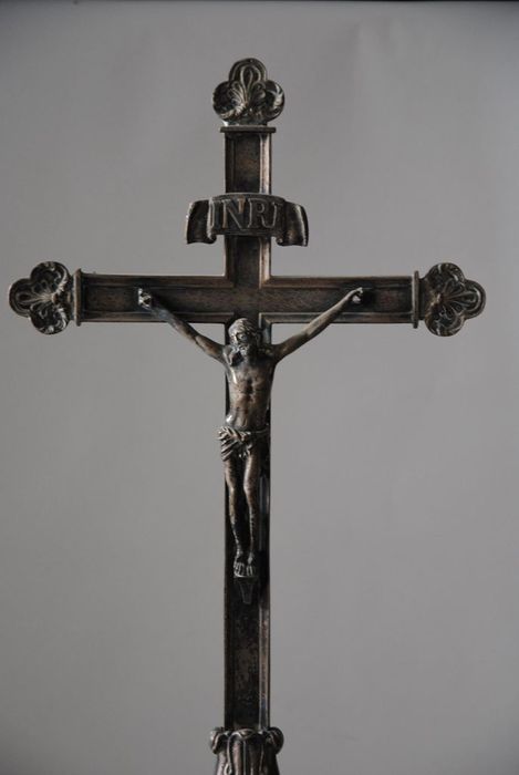 croix d'autel, vue partielle