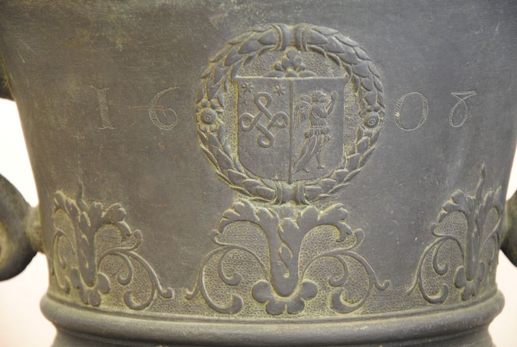 mortier, détail - © Ministère de la Culture (France), Conservation des antiquités et des objets d’art de l’Ardèche – Tous droits réservés