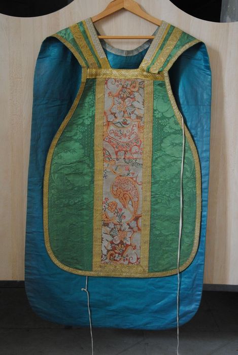 chasuble (ornement vert)