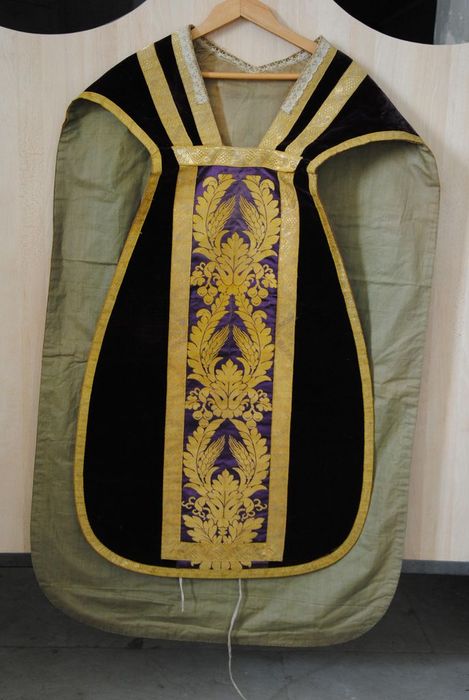 chasuble (ornement noir)