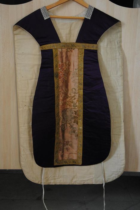 chasuble (ornement noir)