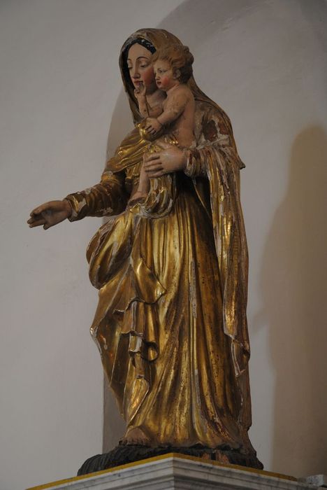 statue : Vierge à l'Enfant