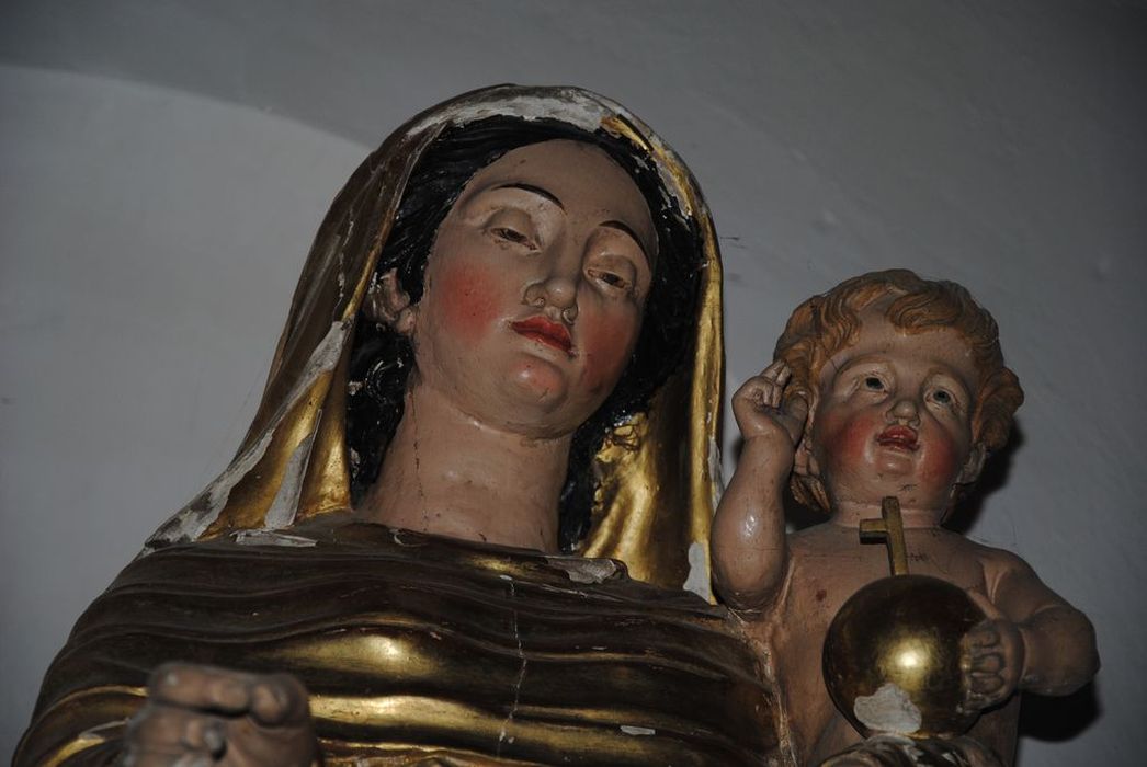 statue : Vierge à l'Enfant, vue partielle