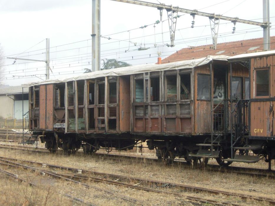 voiture à voyageurs à bogies, à voie métrique, ABF 107 - © Ministère de la Culture (France), Conservation des antiquités et des objets d’art de l’Ardèche – Tous droits réservés