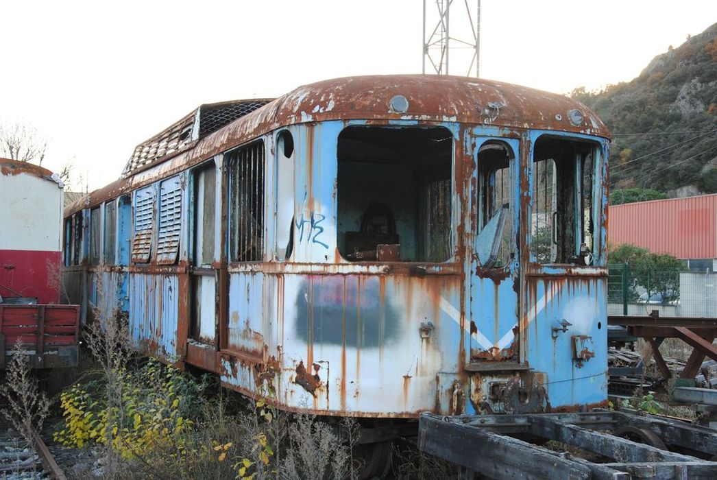 locomotive, voiture à voyageurs : autorail double articulé, Brissonneau et Lotz, à voie métrique, ZM8-ZR4 - © Ministère de la Culture (France), Conservation des antiquités et des objets d’art de l’Ardèche – Tous droits réservés