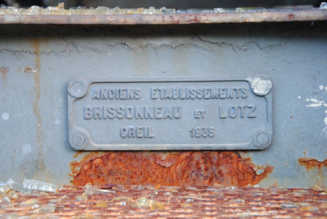 locomotive, voiture à voyageurs : autorail double articulé, Brissonneau et Lotz, à voie métrique, ZM8-ZR4, détail