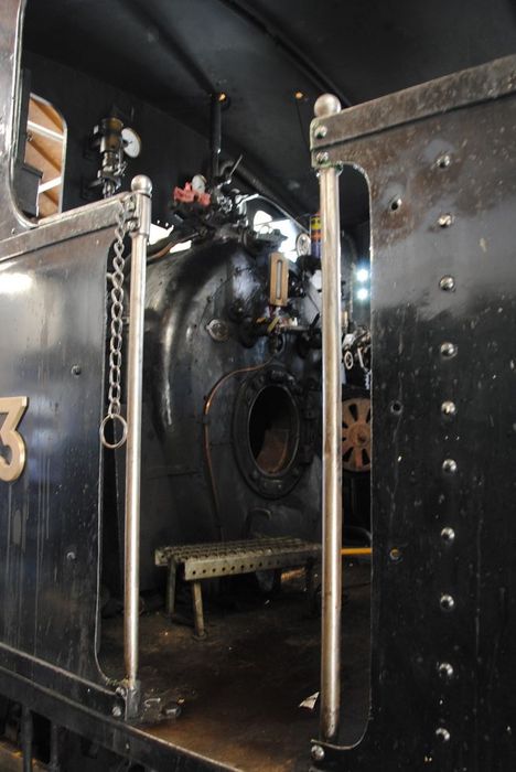 locomotive à vapeur : locomotive-tender, type Mallet, à voie métrique, 030 030 T 403