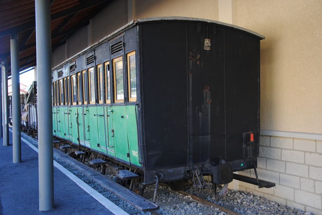 voiture à voyageurs type ABC, à essieux parallèles, à voie métrique, CV 1801 - © Ministère de la Culture (France), Conservation des antiquités et des objets d’art de l'Ardèche - Tous droits réservés