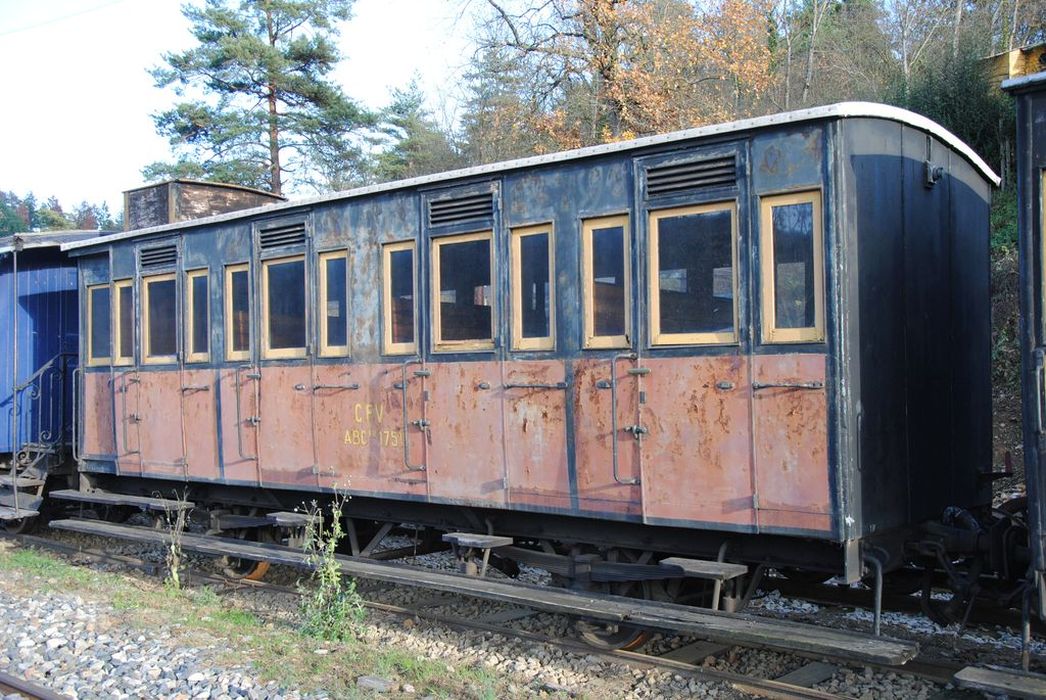 voiture à voyageurs type ABC, à essieux parallèles, à voie métrique, ABC IFV 1751 - © Ministère de la Culture (France), Conservation des antiquités et des objets d’art de l'Ardèche - Tous droits réservés