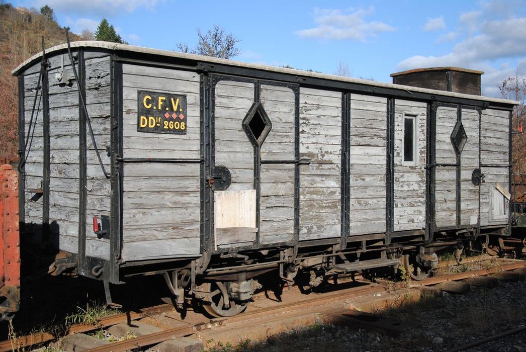 wagon fourgon à essieux parallèles, à voie métrique, DDIFV 2608 - © Ministère de la Culture (France), Conservation des antiquités et des objets d’art de l’Ardèche – Tous droits réservés