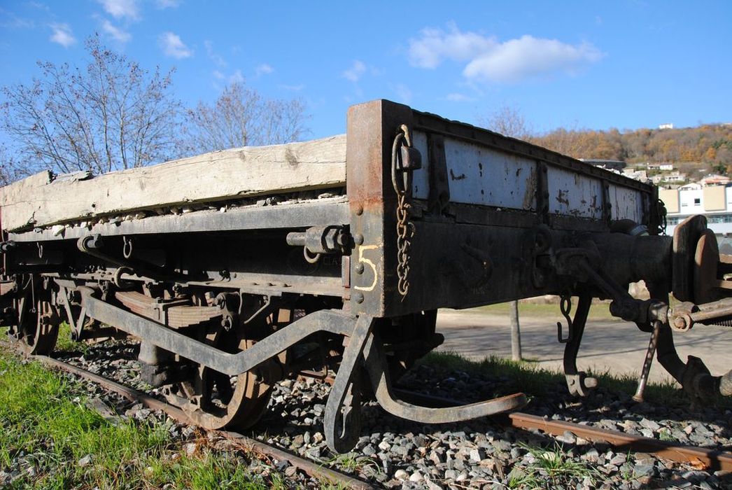 wagon plat à traverse mobile, à voie métrique, JT 115 - © Ministère de la Culture (France), Conservation des antiquités et des objets d’art de l’Ardèche – Tous droits réservés