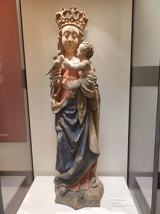 statue : Vierge à l'Enfant