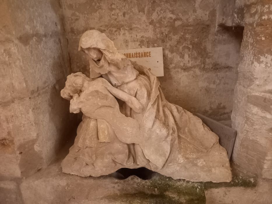 groupe sculpté : Vierge de Pitié