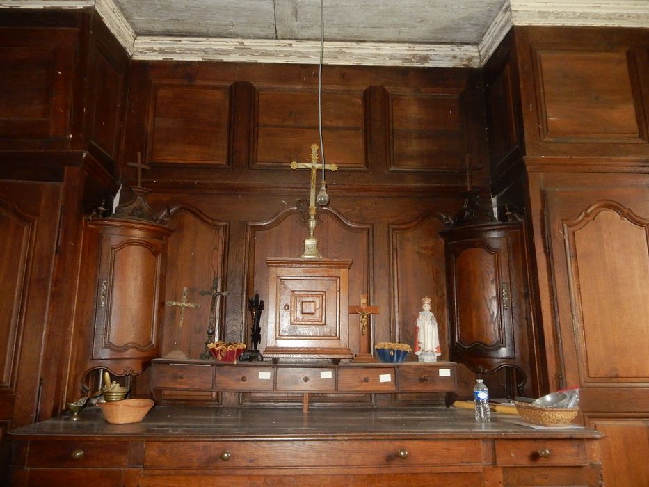 Boiseries et meuble de sacristie