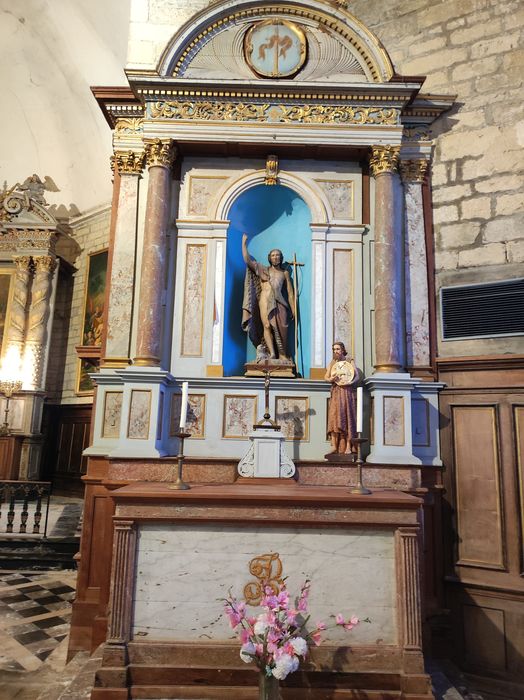 autel latéral sud de Saint-Jean-Baptiste, son retable et son tabernacle