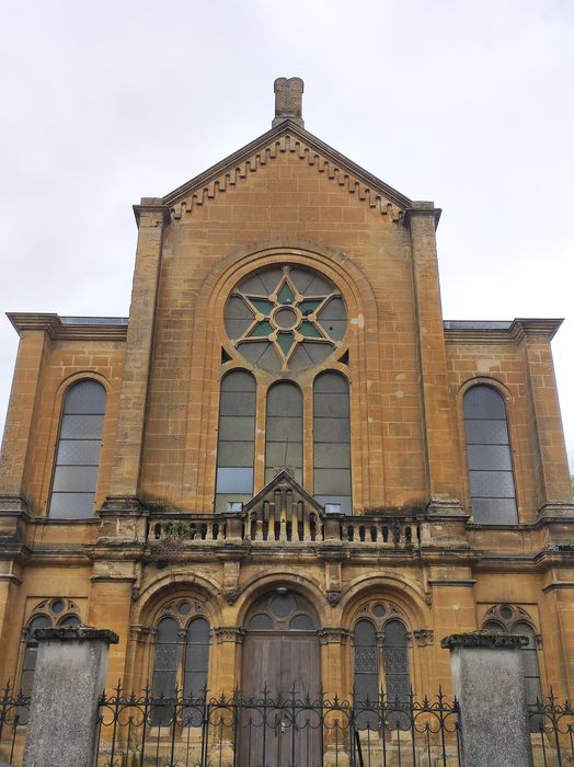 façade antérieure depuis la rue