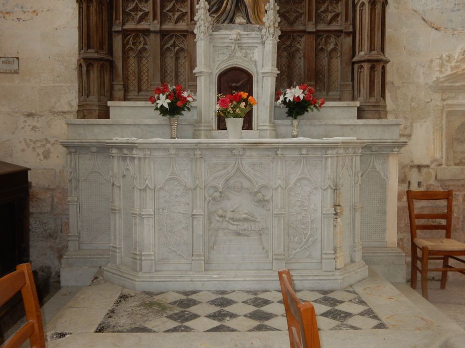 Autel de l’Enfant Jésus, tabernacle et retable