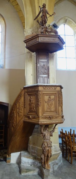Chaire à prêcher