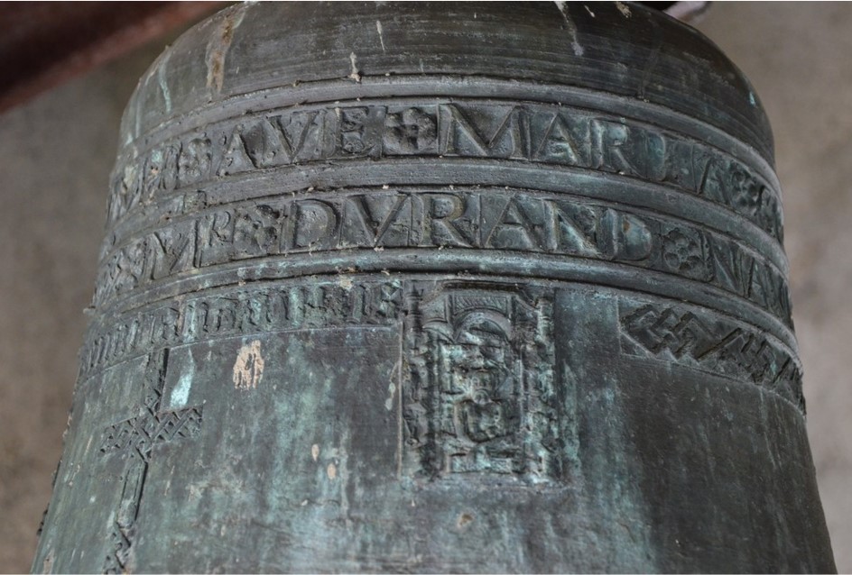 cloche, détail de l'inscription