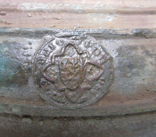 cloche, marque