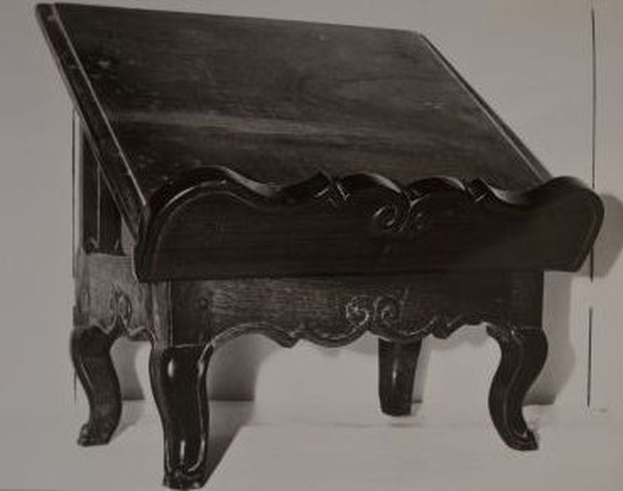 pupitre d'autel - © Ministère de la Culture (France), Conservation des antiquités et des objets d’art de l'Ariège – Tous droits réservés 
