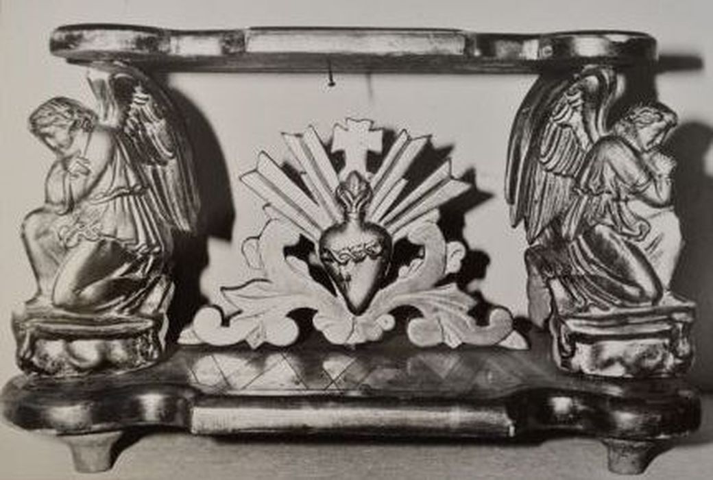 thabor : Sacré-Coeur et quatre anges - © Ministère de la Culture (France), Conservation des antiquités et des objets d’art de l'Ariège – Tous droits réservés 