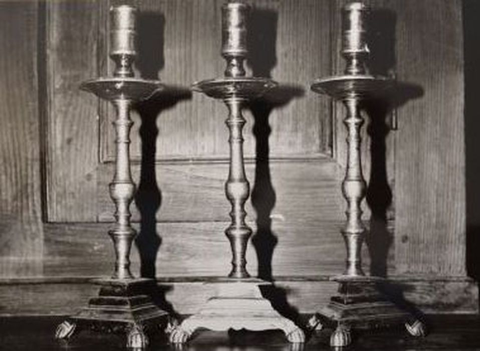 chandeliers d'autel - © Ministère de la Culture (France), Conservation des antiquités et des objets d’art de l'Ariège – Tous droits réservés 