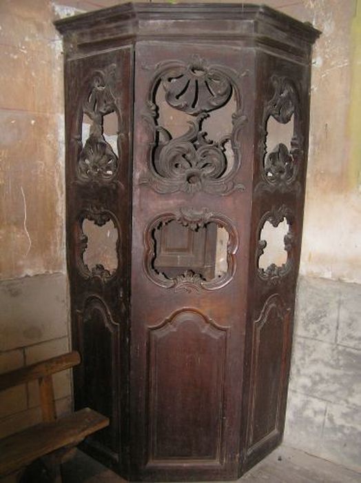 Armoire des fonts baptismaux