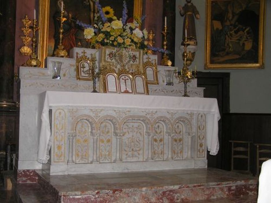 autel et tabernacle - © Ministère de la Culture (France), Conservation des antiquités et des objets d’art de l'Ariège – Tous droits réservés 