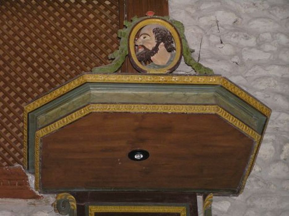 chaire à prêcher, détail de l’abat-voix - © Ministère de la Culture (France), Conservation des antiquités et des objets d’art de l'Ariège – Tous droits réservés 