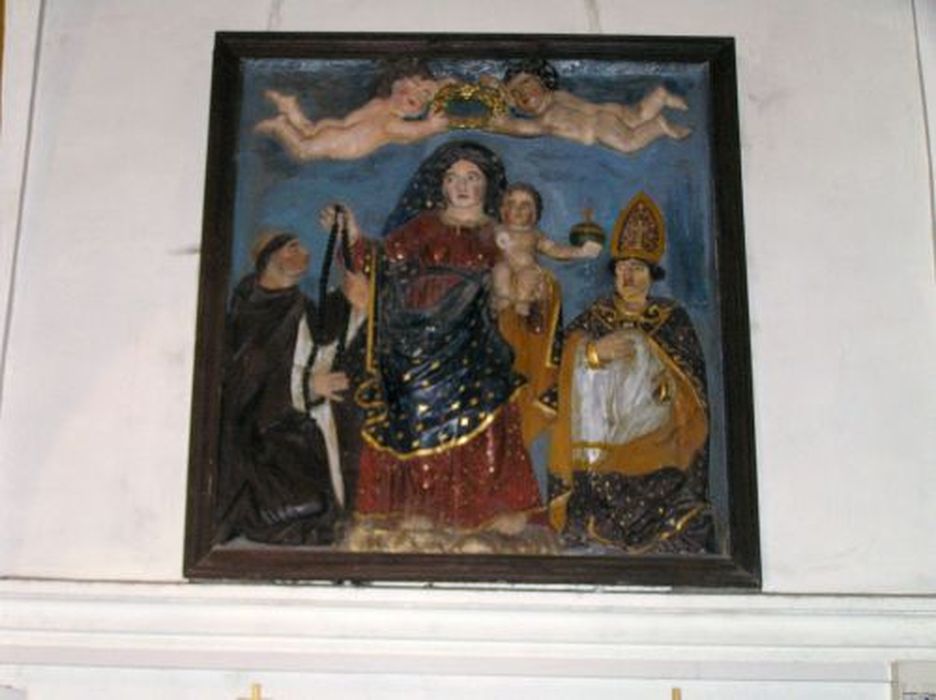 bas-relief : Saint Dominique recevant le Rosaire