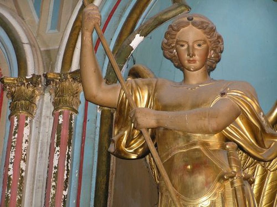 statue : Saint Michel terrassant le démon, vue partielle - © Ministère de la Culture (France), Conservation des antiquités et des objets d’art de l'Ariège – Tous droits réservés 